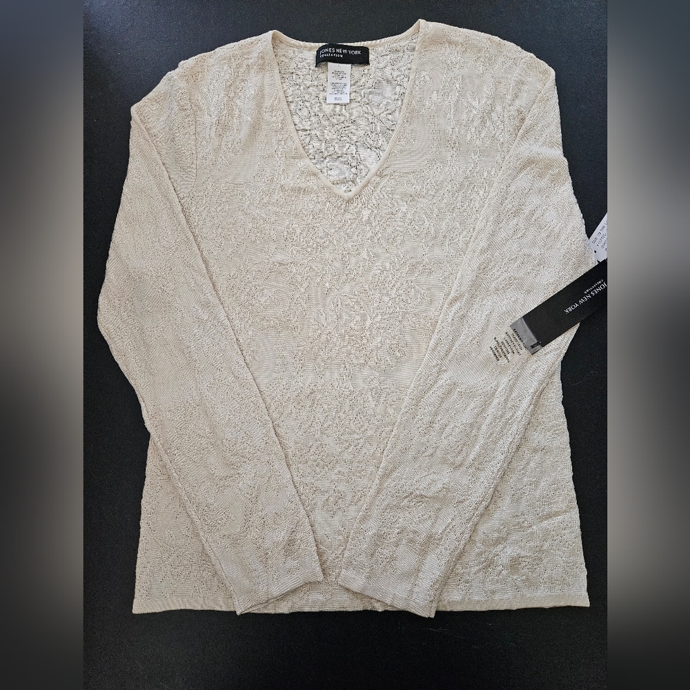 Jones New York Collection Lacy Ivory Top - Size L - NWT
